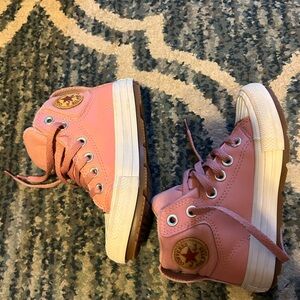 Converse kids size 12 Berkshire boot sneaker boot